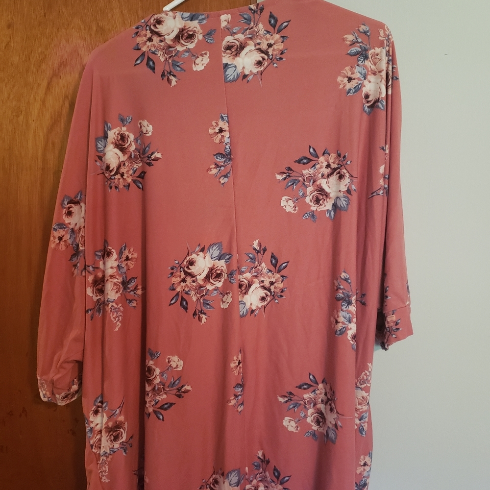 Super Soft Pink Floral Dolman Sleeve Cardigan